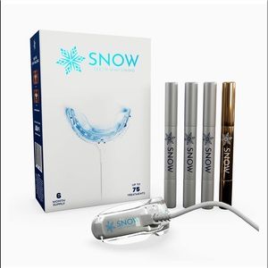 NEW Snow Teeth Whitening System + Bag